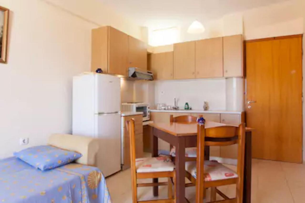 Makis Apartments Сития Екстериор снимка