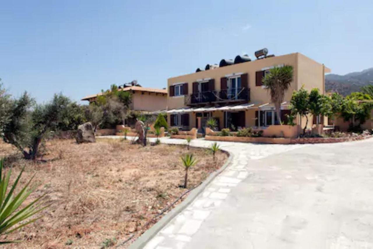 Makis Apartments Сития Екстериор снимка