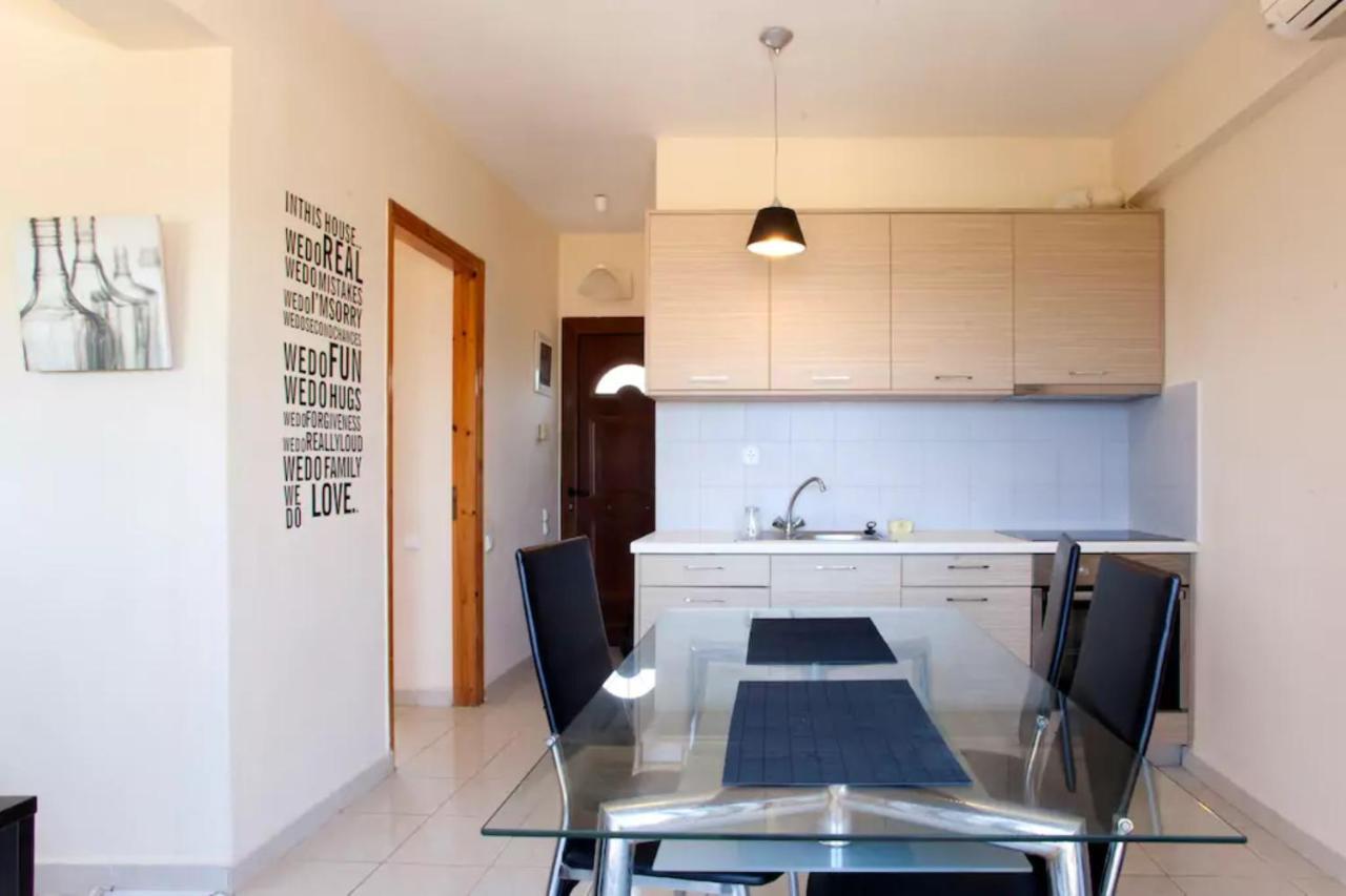 Makis Apartments Сития Екстериор снимка