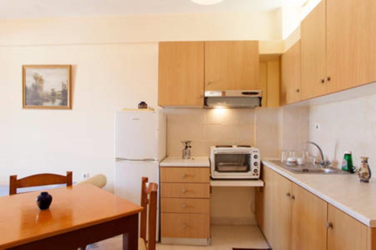 Makis Apartments Сития Екстериор снимка