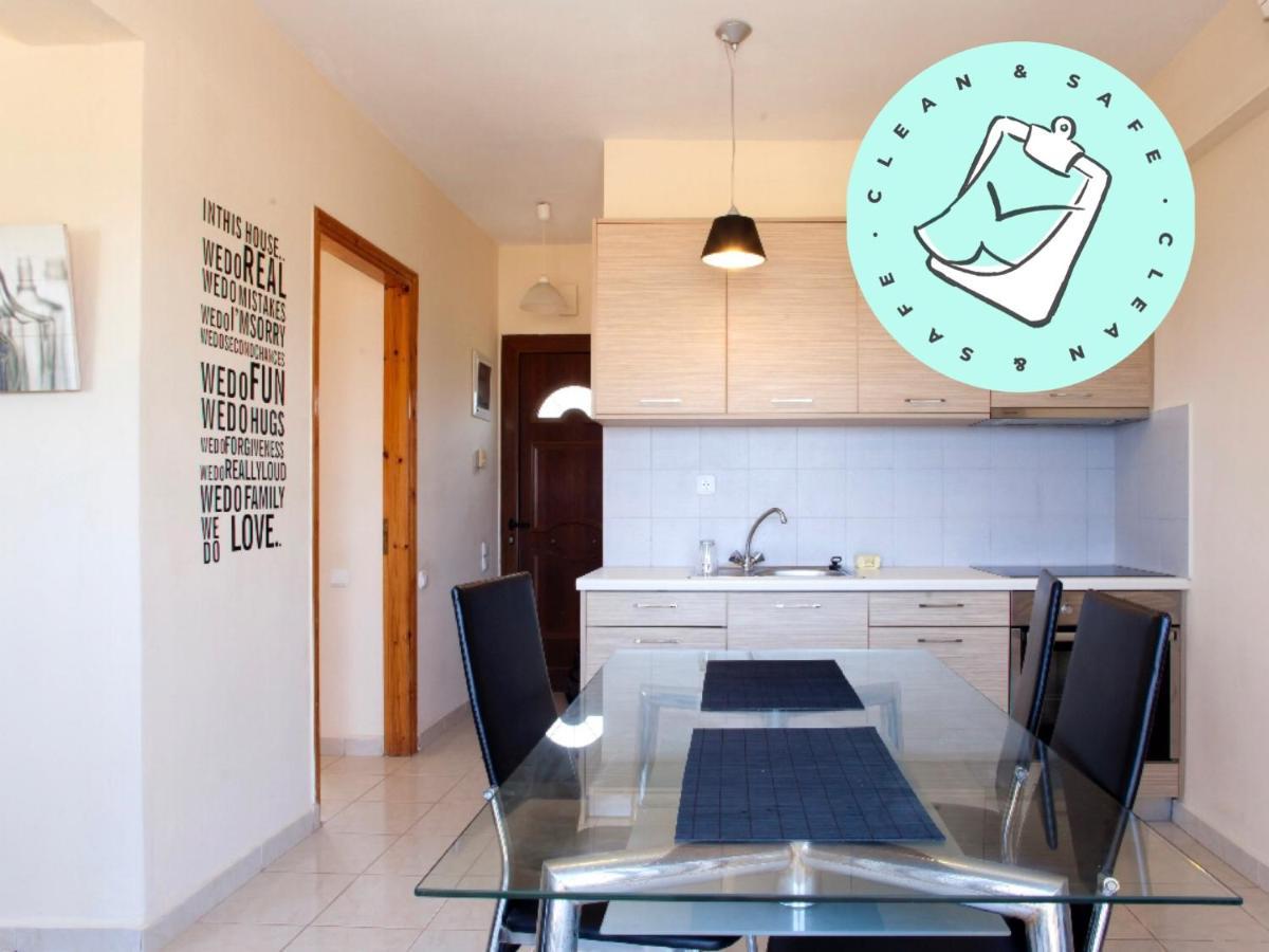 Makis Apartments Сития Екстериор снимка